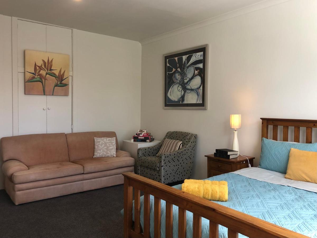Cosy Studio Perfect For A Couple At Historic Town Raetihi Экстерьер фото